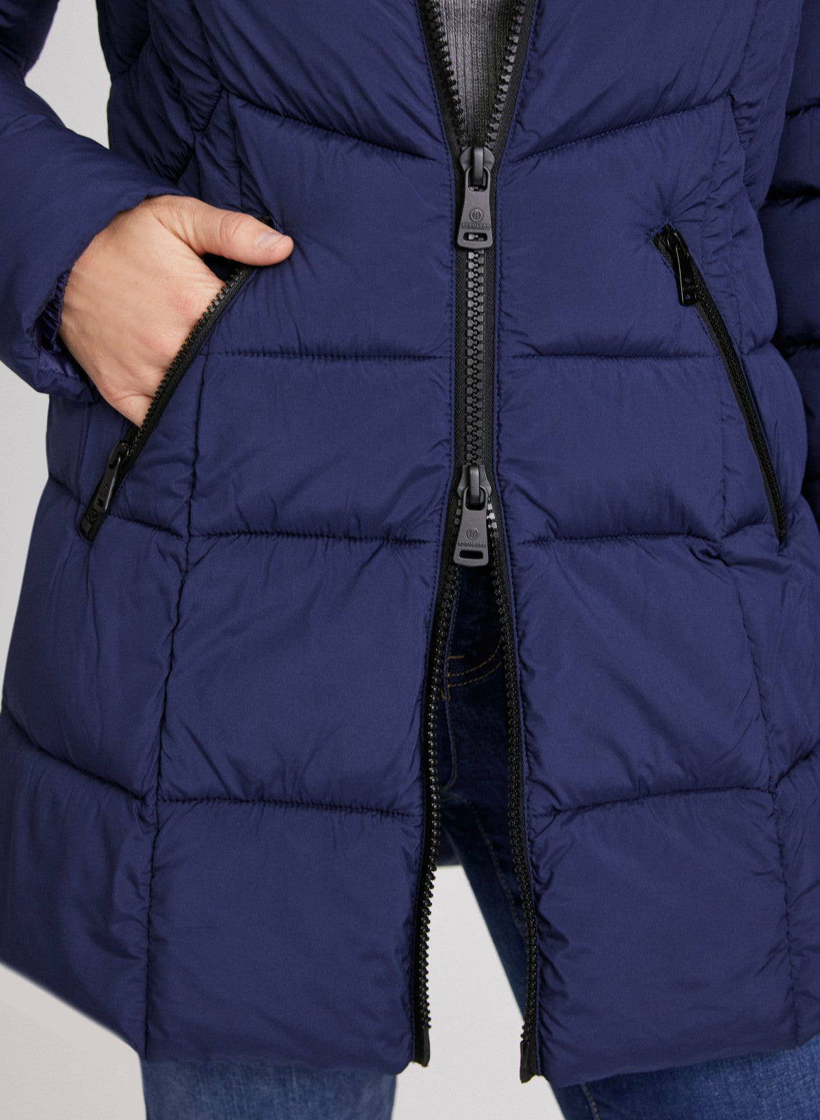 Women Recycled Material Puffer Coat Navy Blue | Melanie Lyne