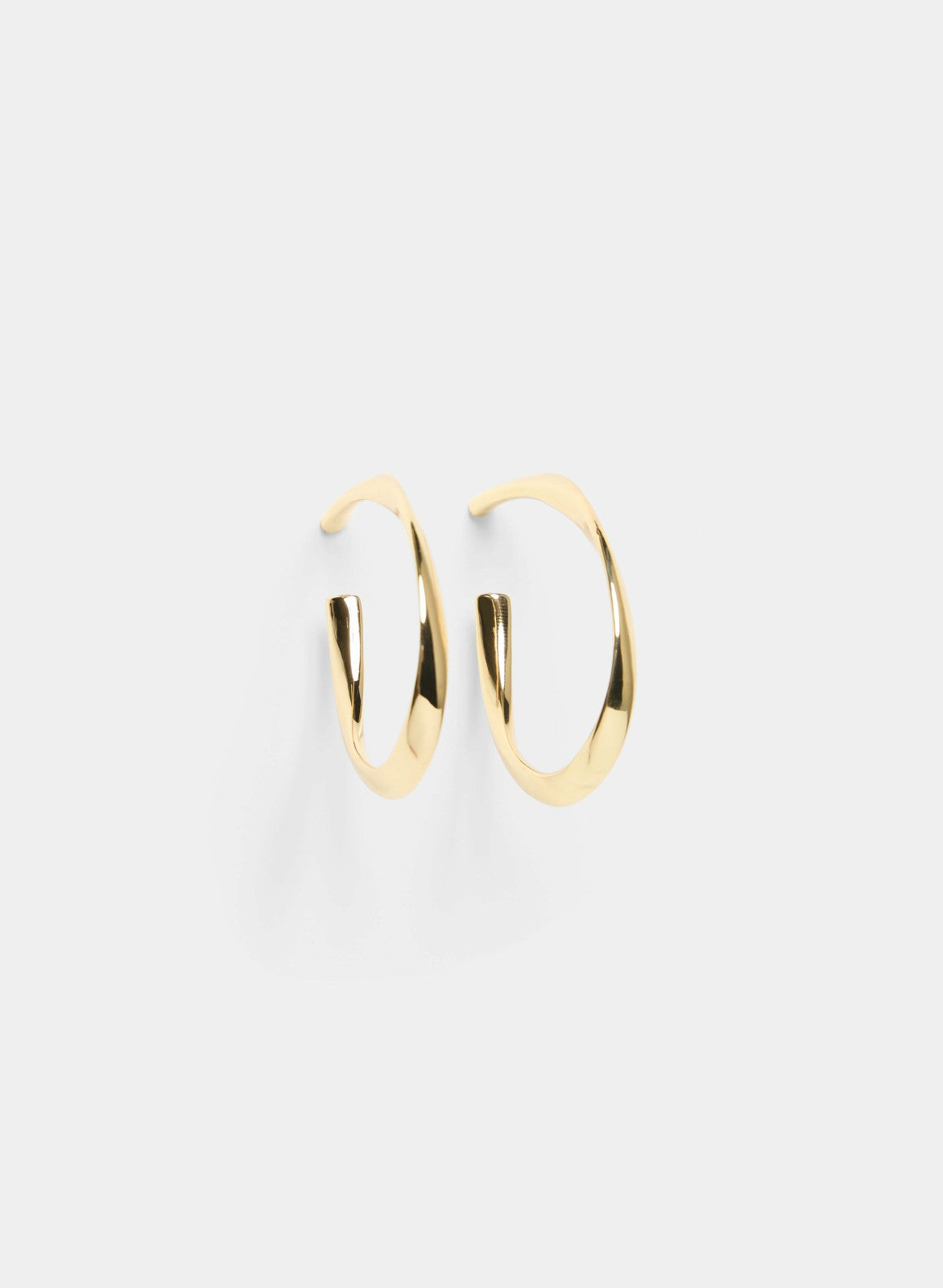 Women Curved Hoop Earrings Gold | Melanie Lyne
