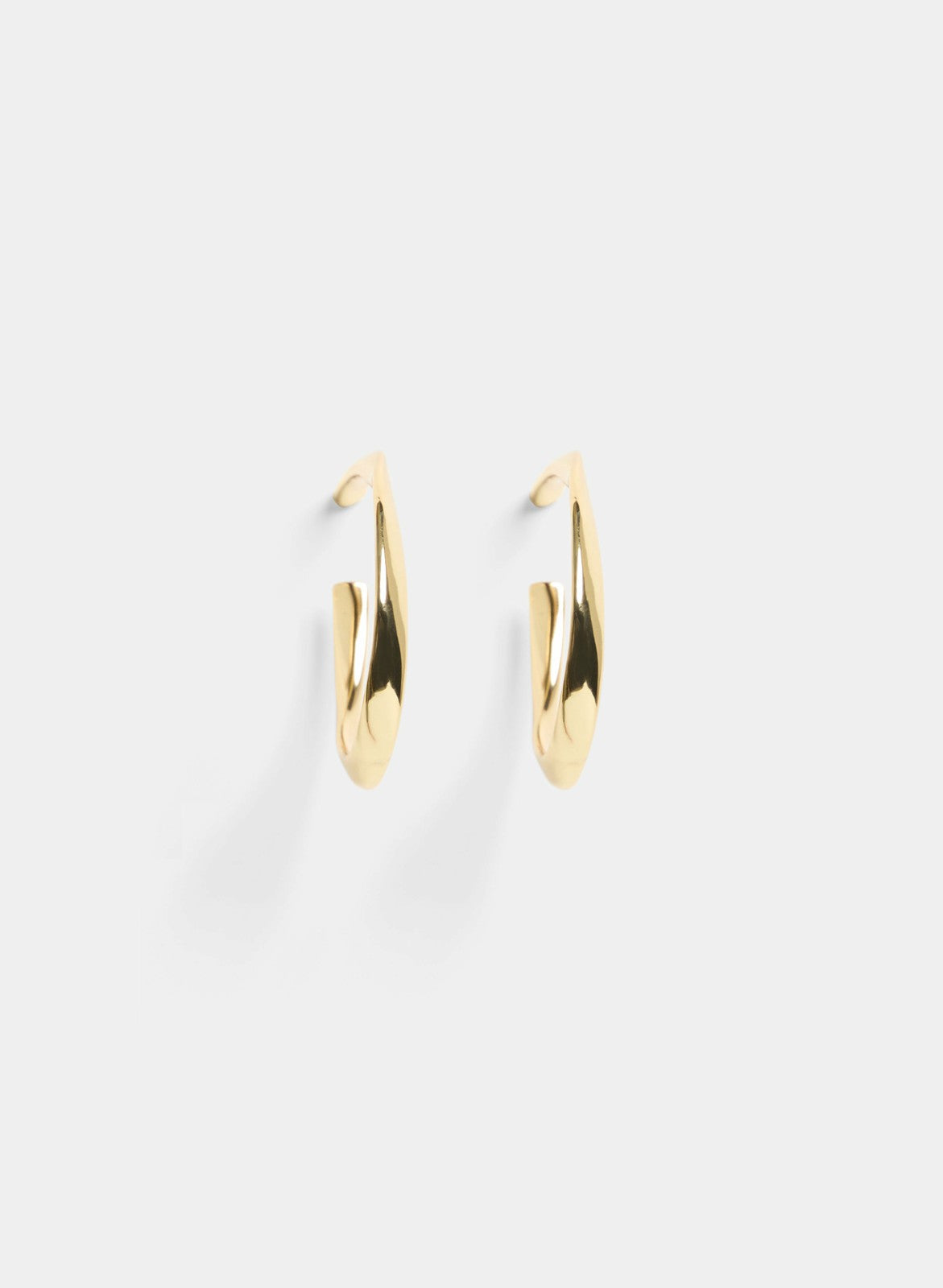 Women Curved Hoop Earrings Gold | Melanie Lyne