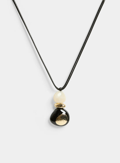 Women Pearl Pendant Necklace Black | Melanie Lyne