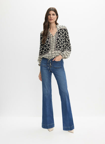 Women Patch Pocket Flare-Leg Jeans Medium Blue | Melanie Lyne