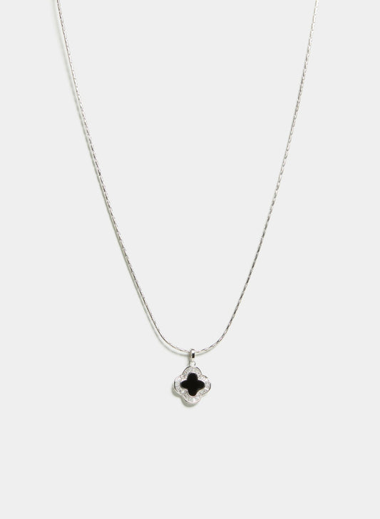 Women Clover Pendant Necklace Black | Melanie Lyne