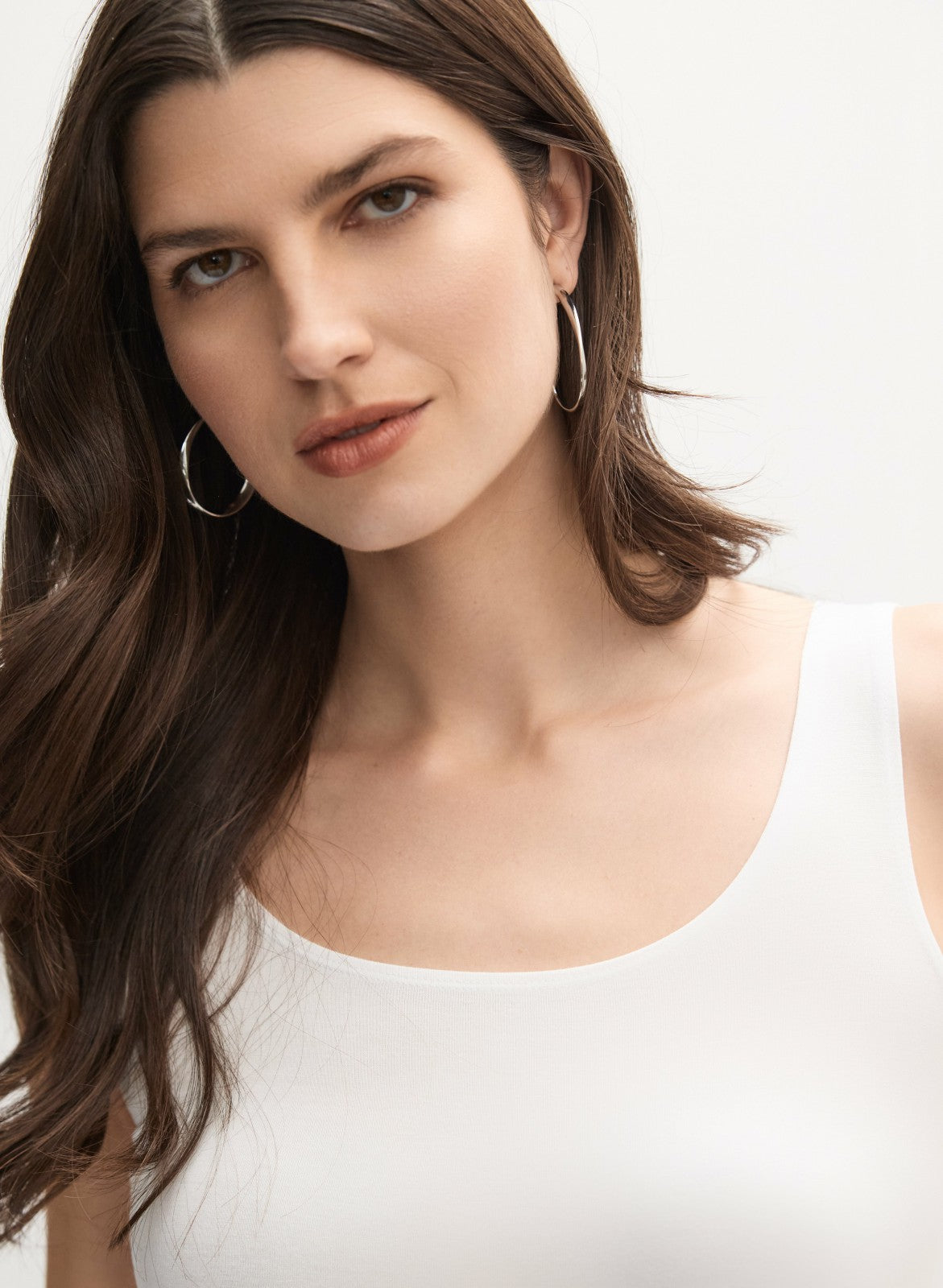 Women Scoop Neck Tank Top White | Melanie Lyne