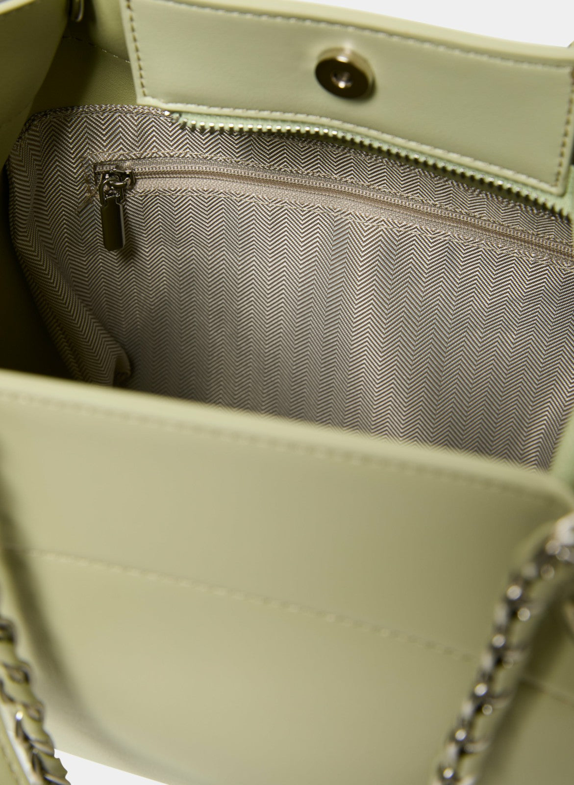 Women Layered Chain Detail Satchel Handbag Pistachio Green | Melanie Lyne