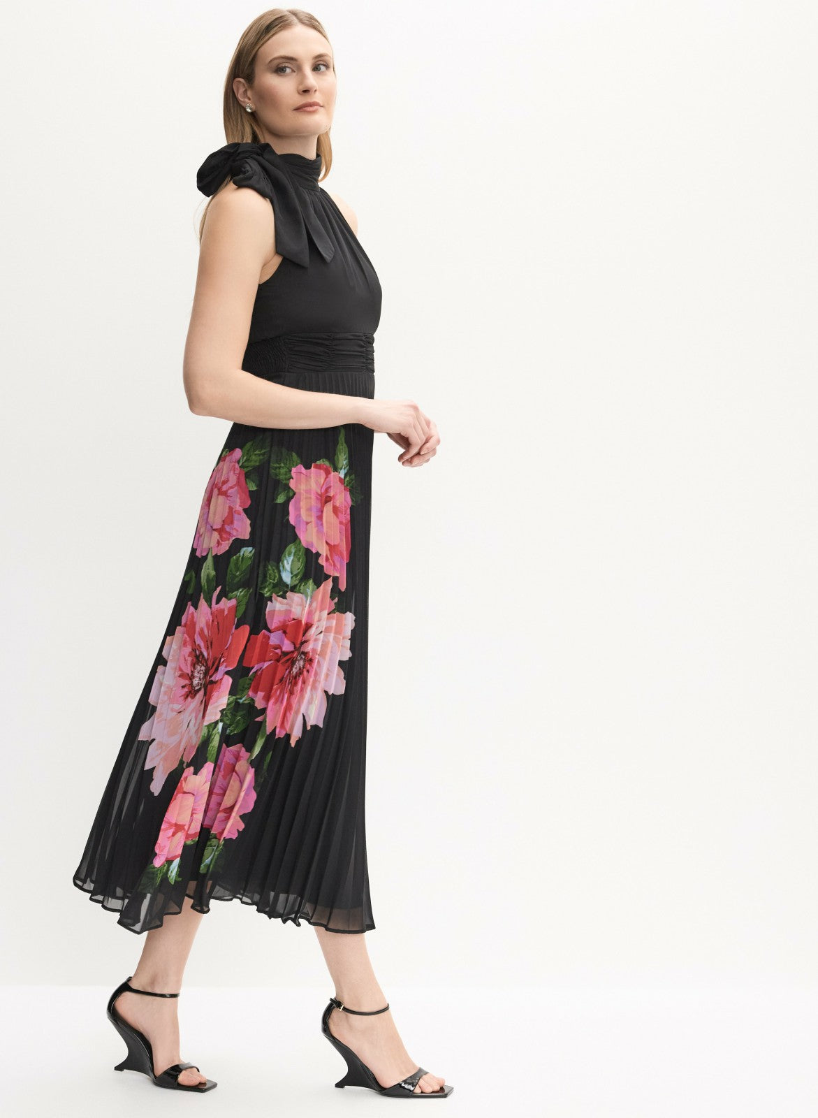 Women Floral Placement Print Halter Dress Black Pattern | Melanie Lyne