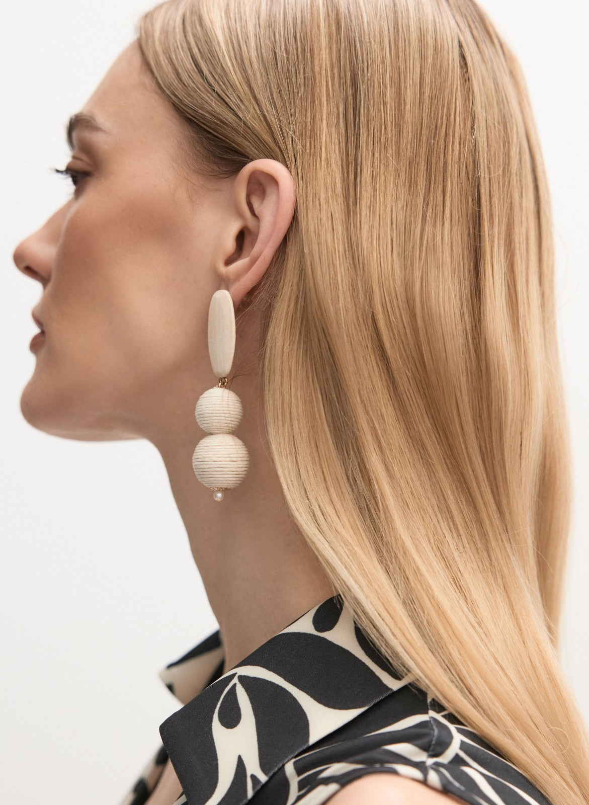 Women Wood & Cord Tiered Earrings Ivory | Melanie Lyne
