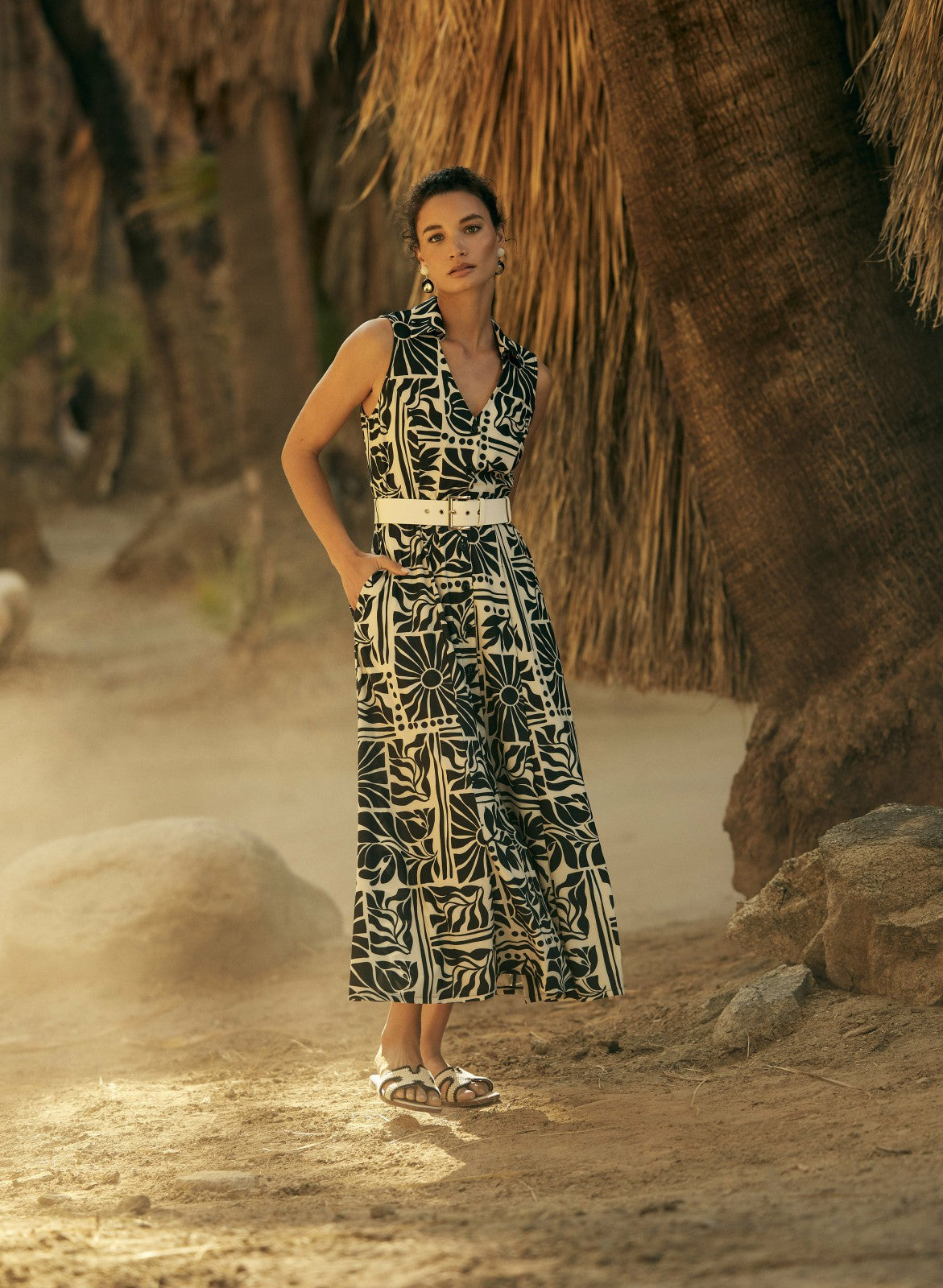 Women Tropical Print Shirt Dress Black & White | Melanie Lyne