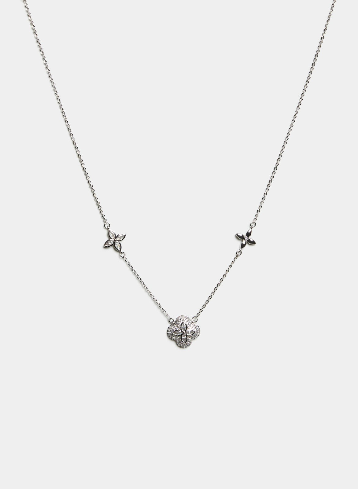 Women Floral Pendant Necklace Silver | Melanie Lyne
