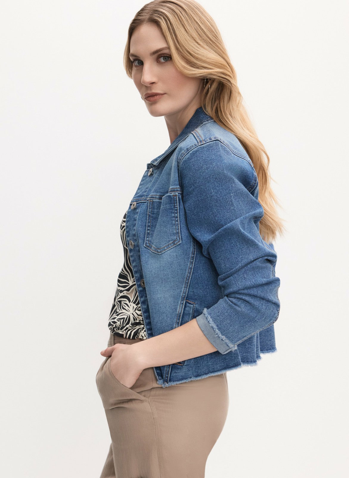 Women Frayed Denim Jacket Medium Blue | Melanie Lyne