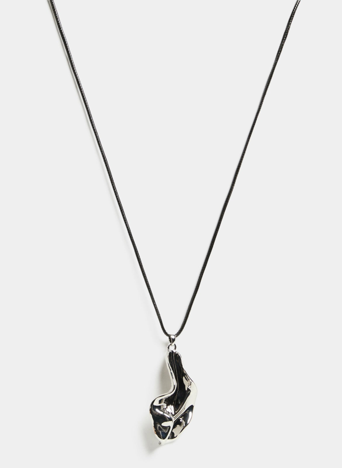 Women Metal Pendant Necklace Silver | Melanie Lyne