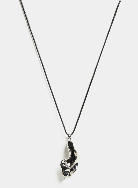 Women Metal Pendant Necklace Silver | Melanie Lyne