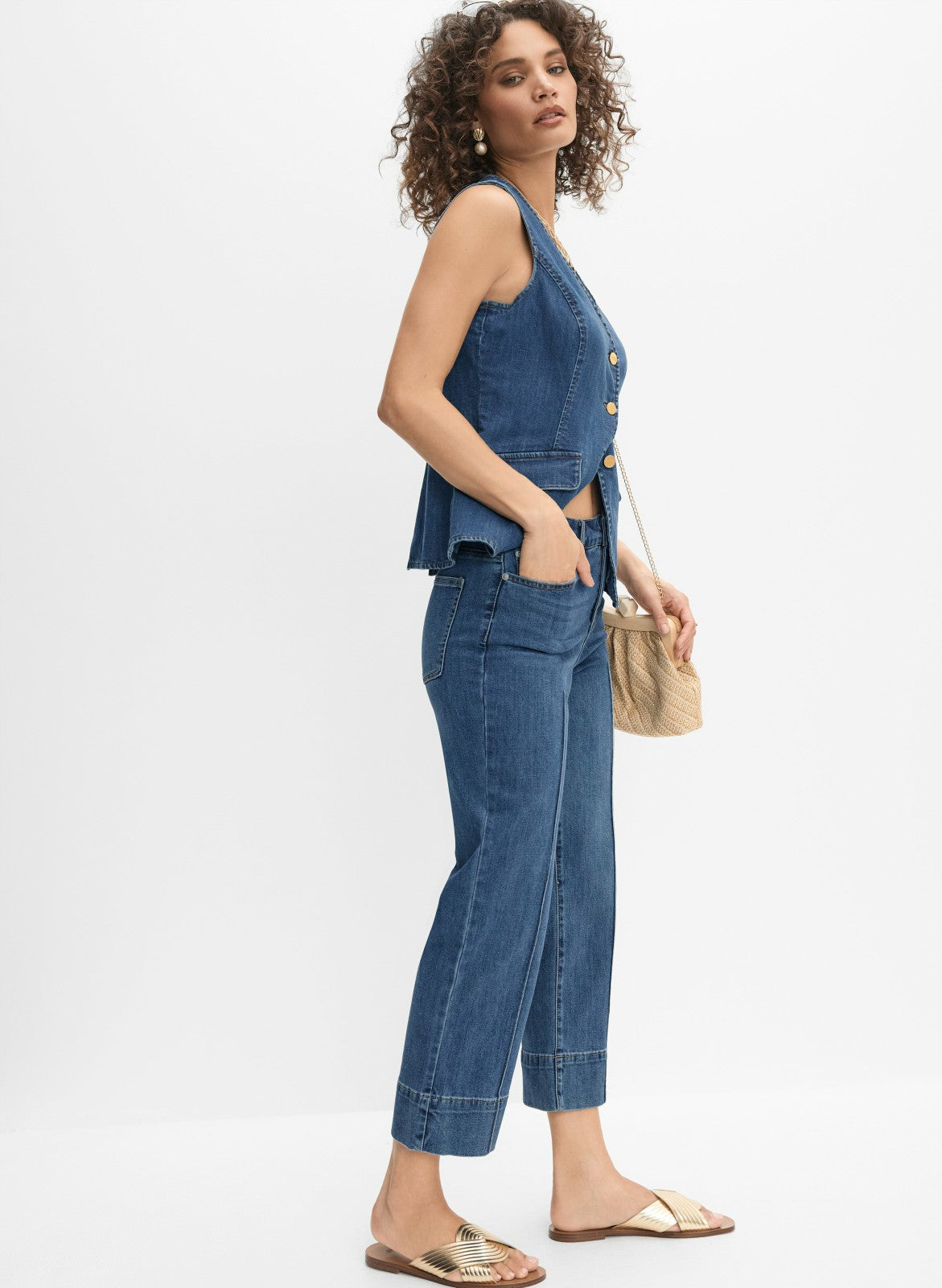Women Cropped Straight-Leg Jeans Medium Blue | Melanie Lyne