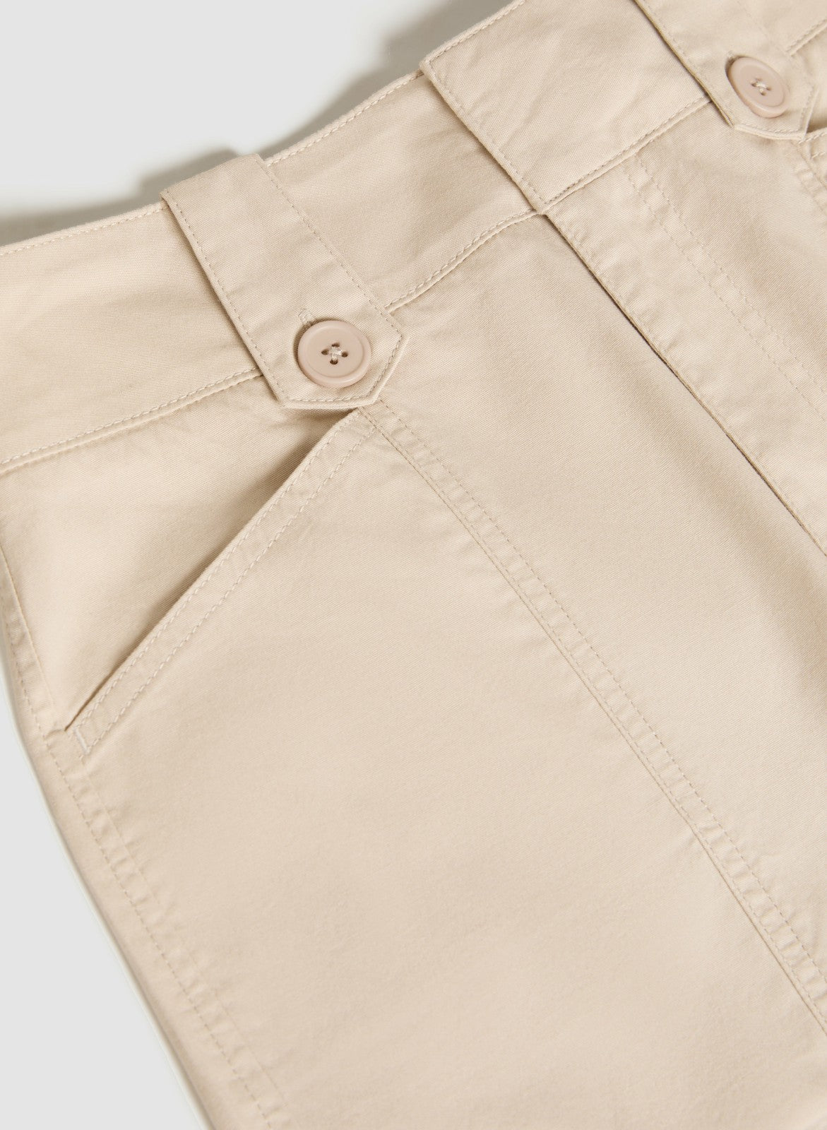 Women Stretch-Cotton Cargo Capris Champagne | Melanie Lyne