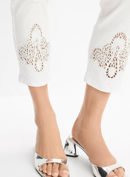 Women Lace Insert Capris White | Melanie Lyne