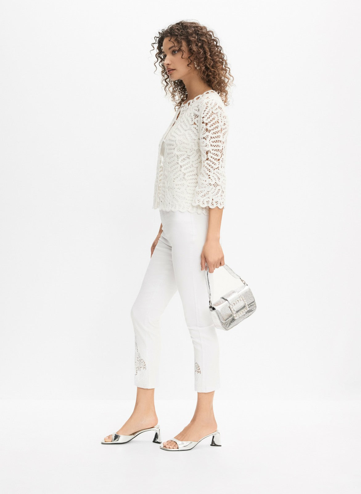 Women Lace Insert Capris White | Melanie Lyne