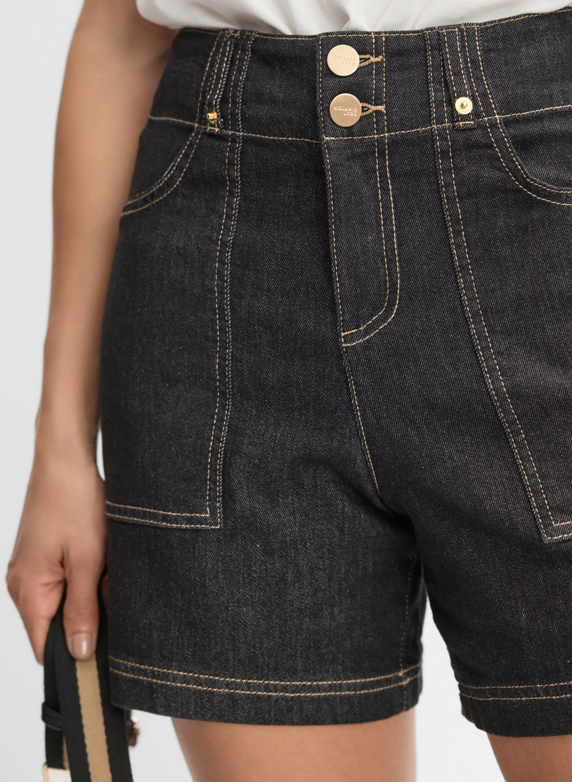 Women Double-Button Jean Shorts Rinse Tint | Melanie Lyne