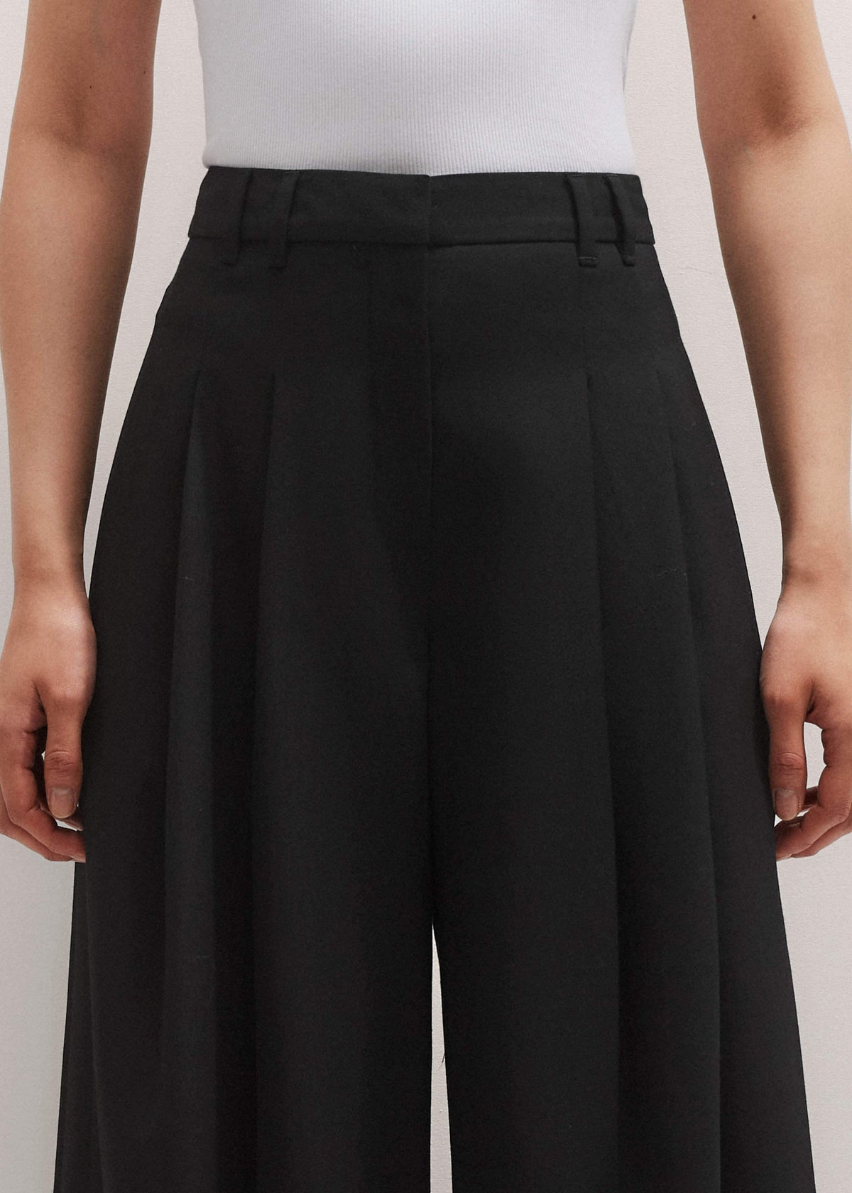 ME+EM Black Wide-Leg Pleat Pant