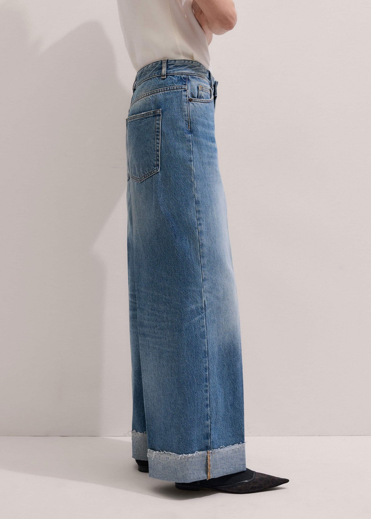 ME+EM Mid Blue Straight Ankle Grazer Jean