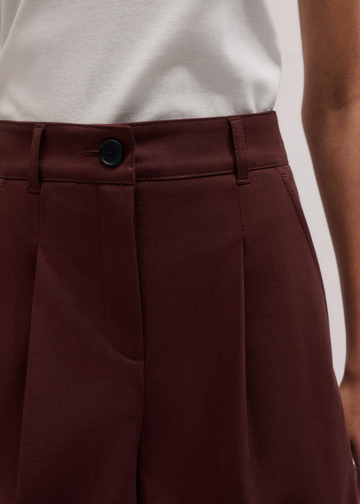 ME+EM Cinnamon Brown Tailored Summer Short