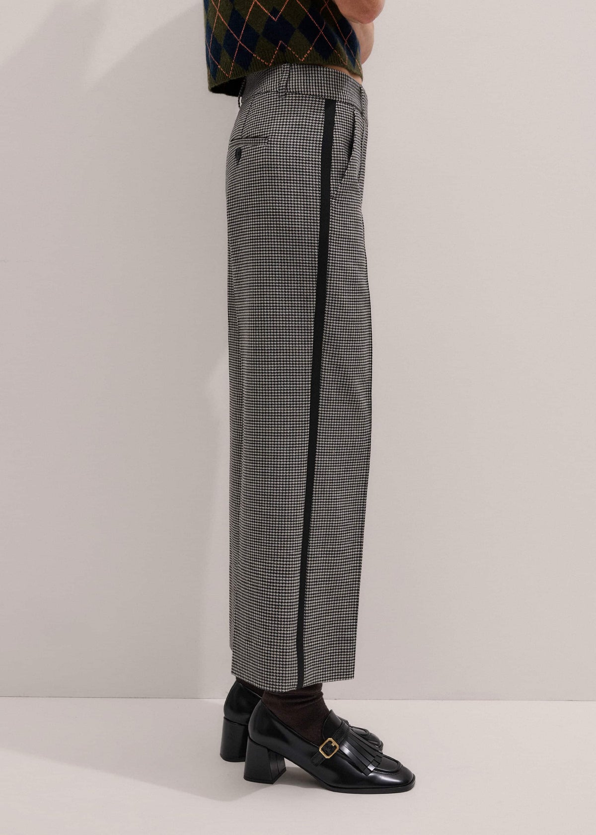 ME+EM Ivory Houndstooth Straight Crop Trouser