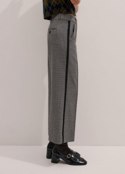 ME+EM Ivory Houndstooth Straight Crop Trouser
