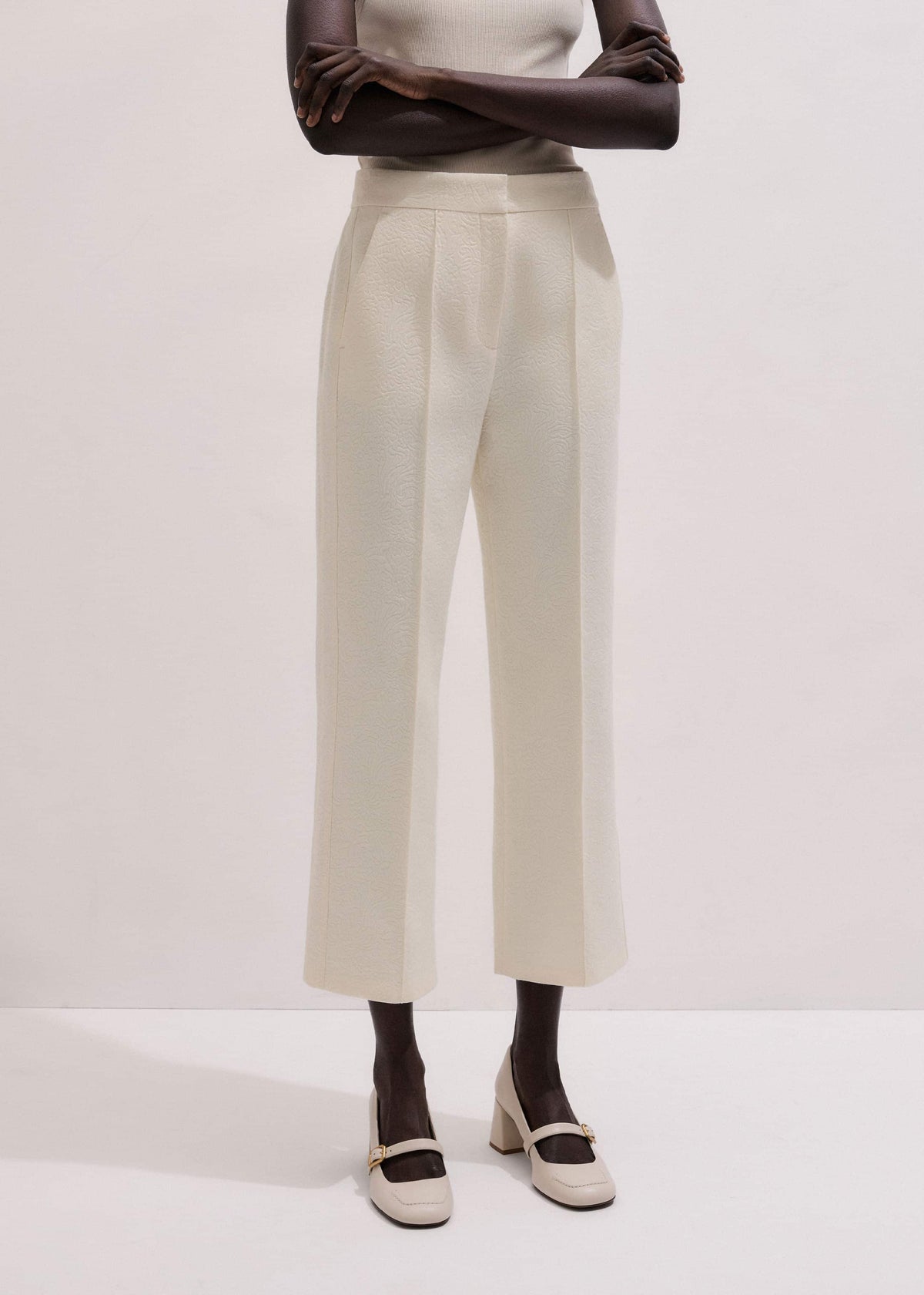 ME+EM Ivory Luxe Jacquard Straight Crop Pant