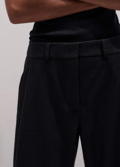 ME+EM Black Clever Tapered Pant
