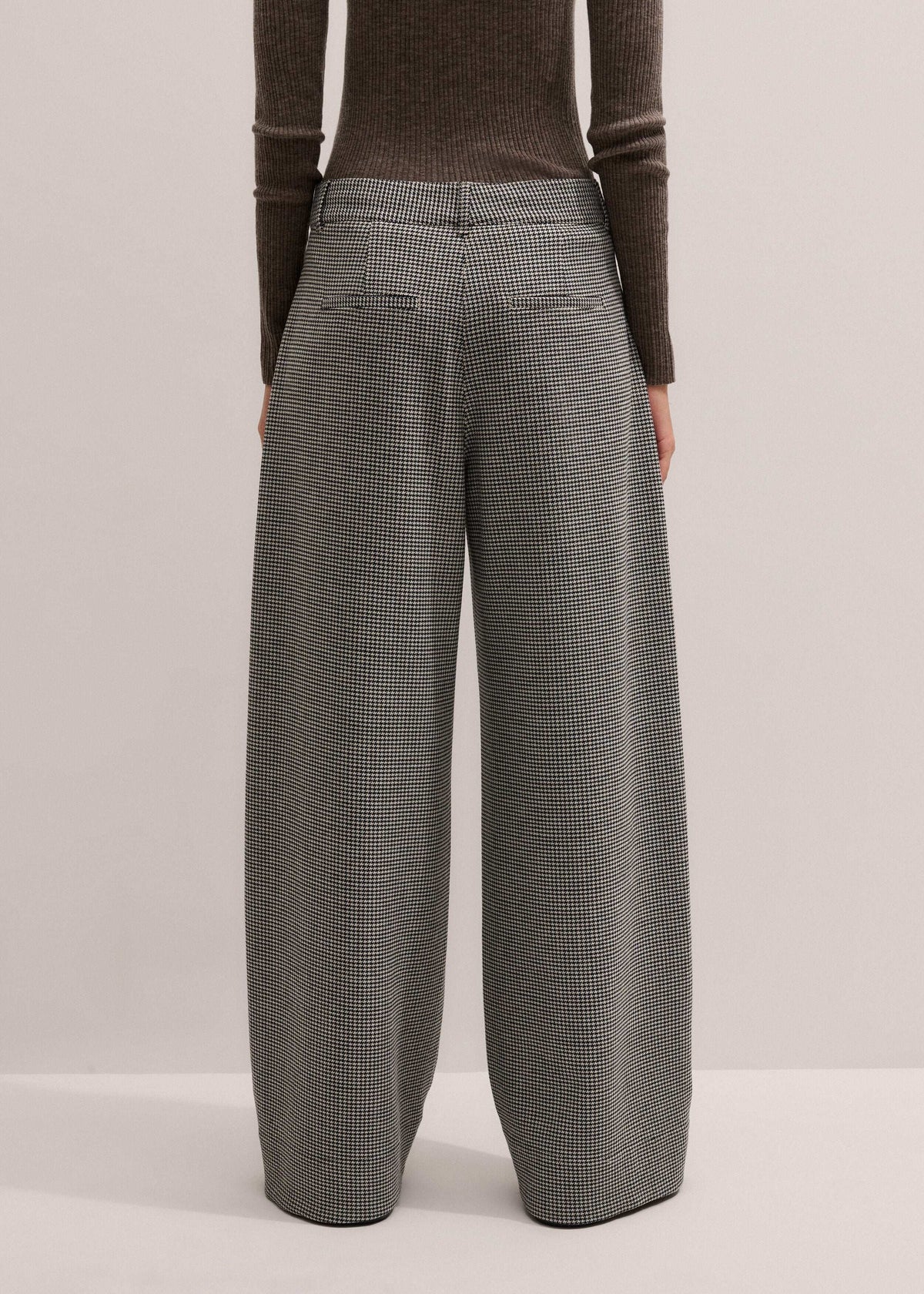ME+EM Ivory Houndstooth Extreme Tapered Pant