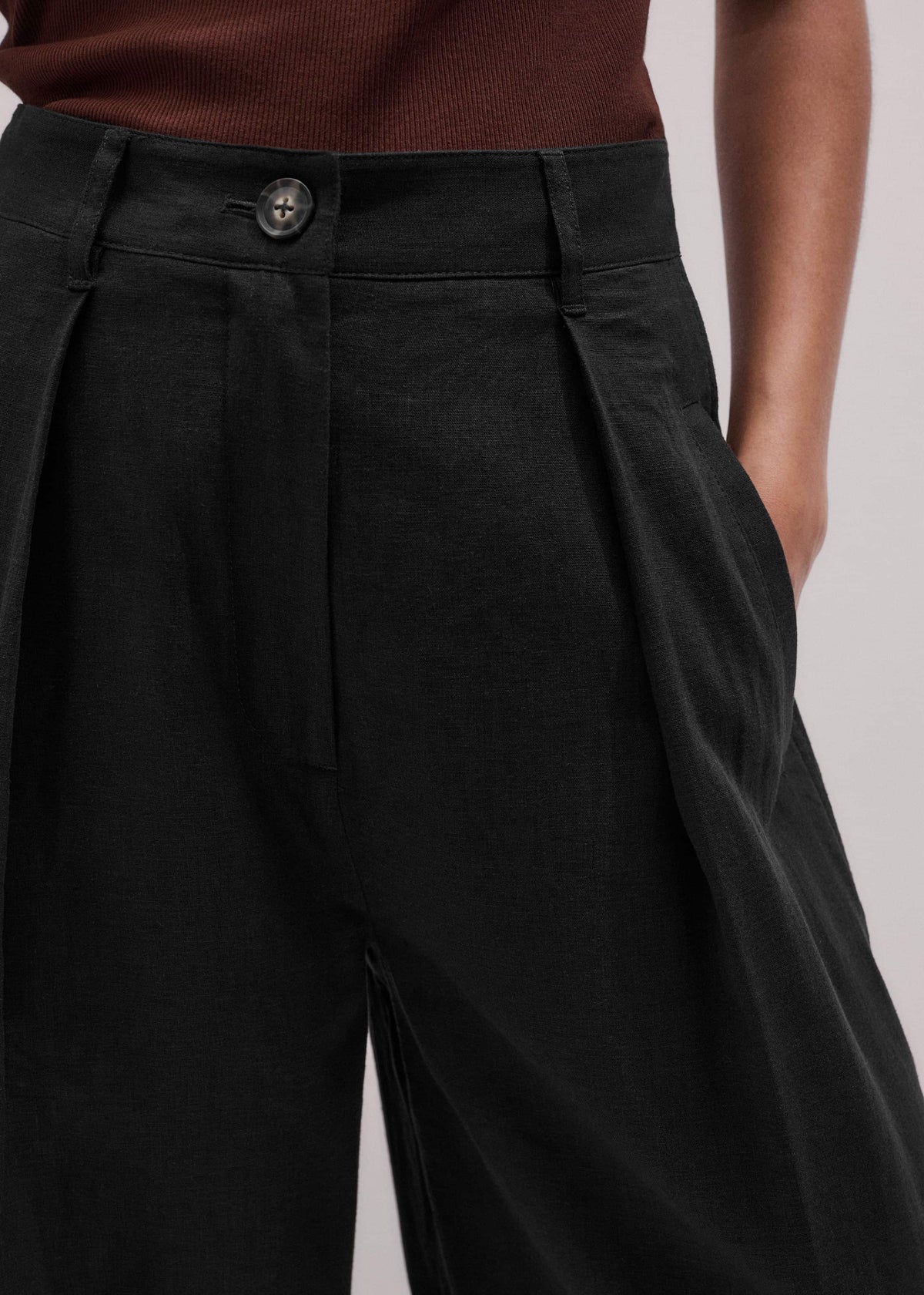 ME+EM Black Extreme Taper Pant