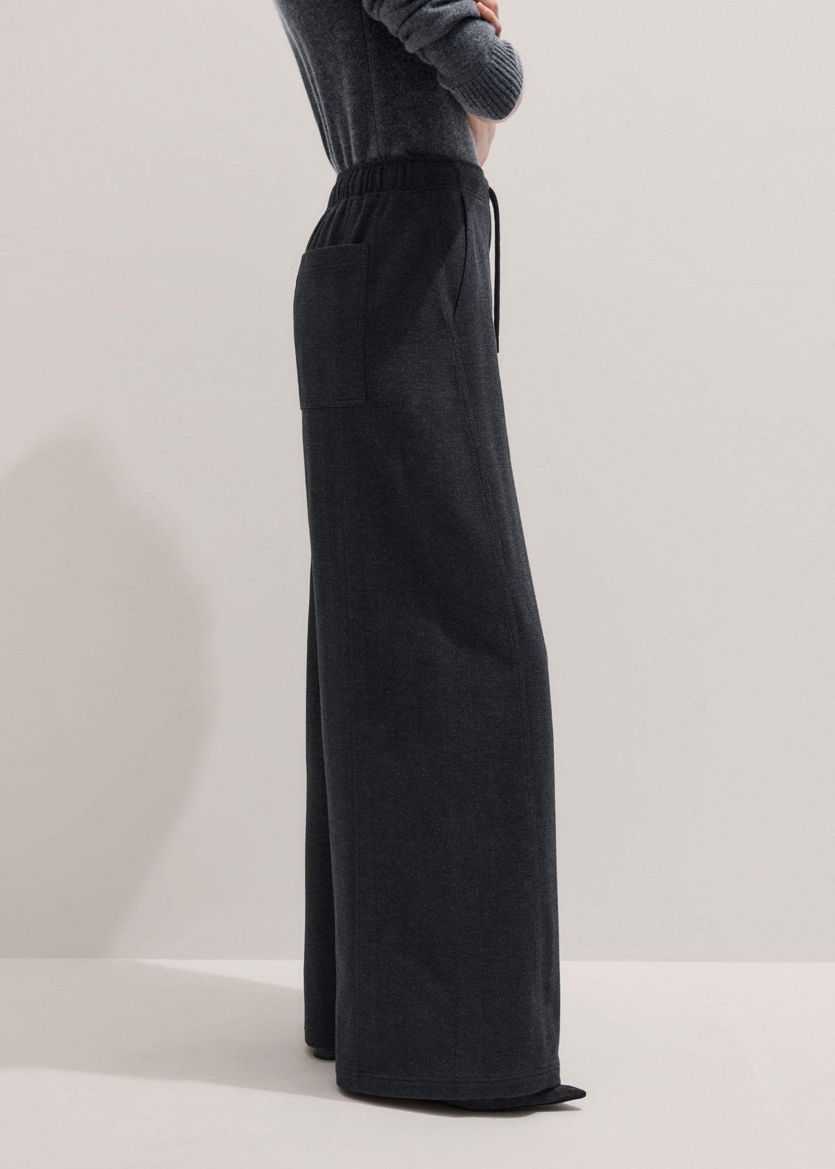 ME+EM Gray Herringbone Barrel-Leg Pant