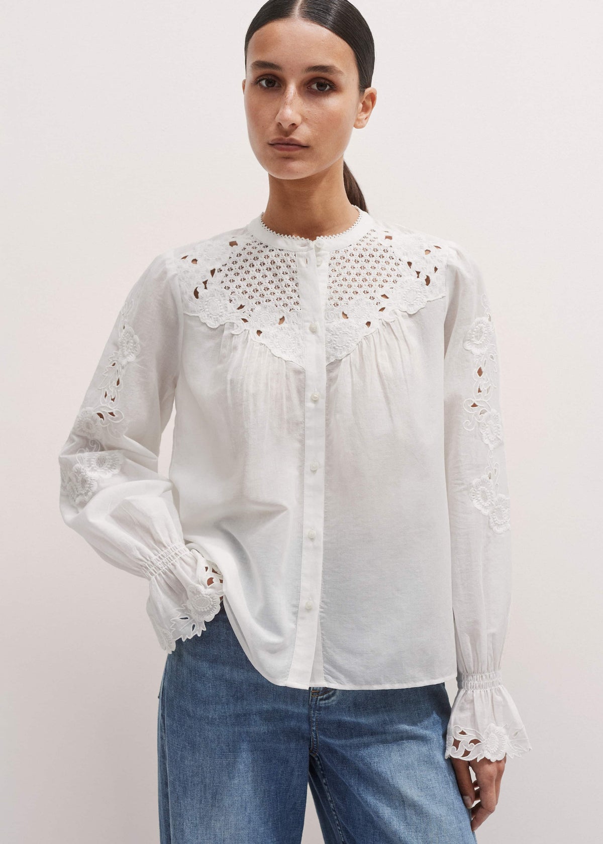 ME+EM White Floral Embroidery Blouse