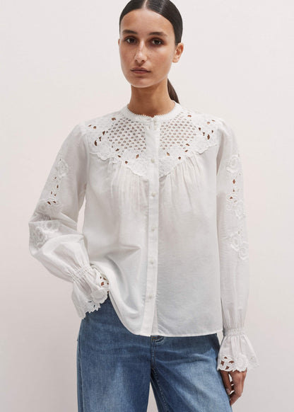 ME+EM White Floral Embroidery Blouse