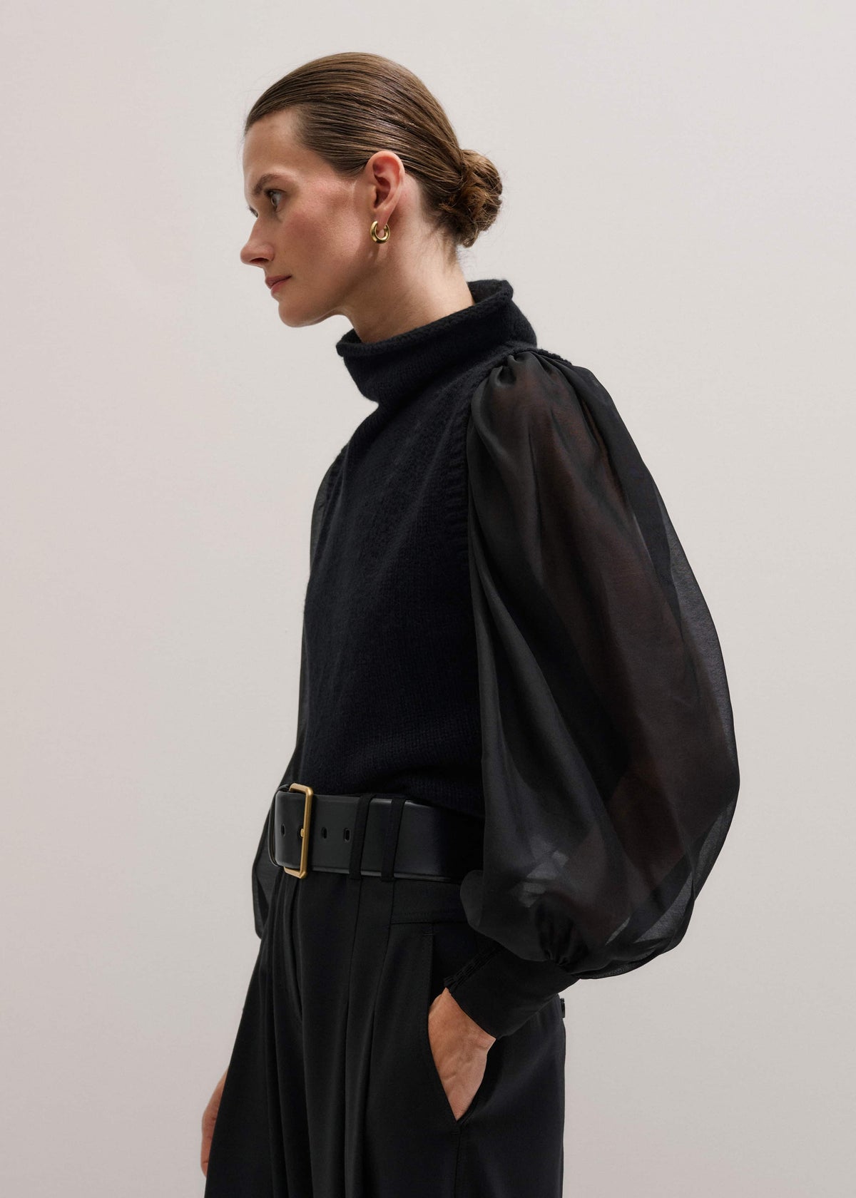 ME+EM Black Balloon Sleeve Slim Layering Top
