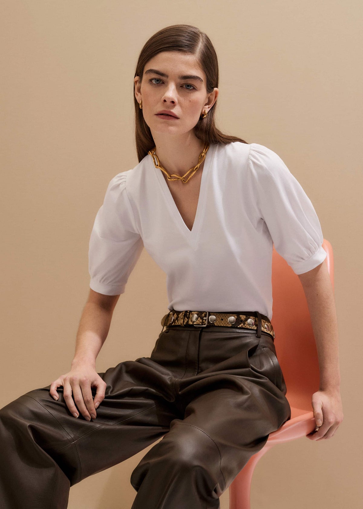 ME+EM White Feminine Sleeve V-Neck Tee
