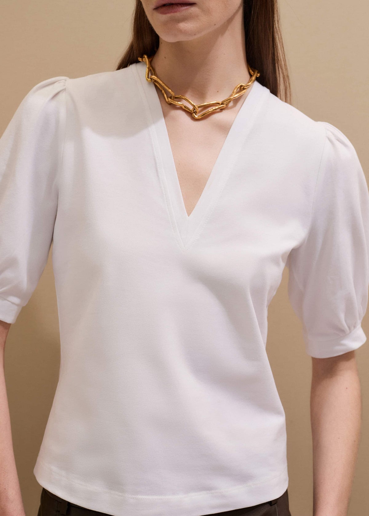 ME+EM White Feminine Sleeve V-Neck Tee