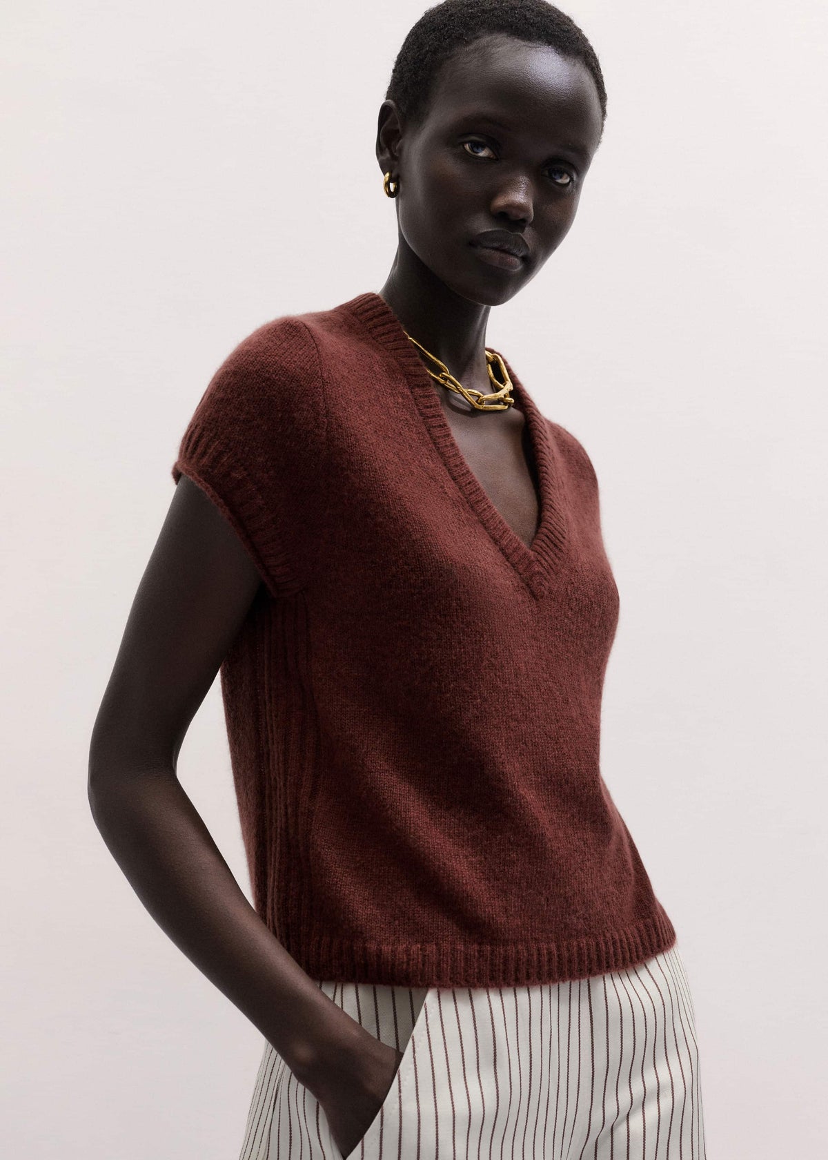 ME+EM Cinnamon Brown V-Neck Baby Tee