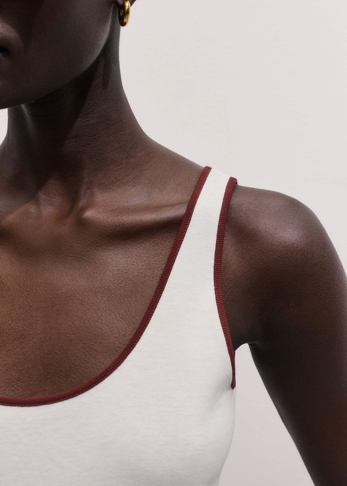 ME+EM Cream Contrast Trim Slim Vest