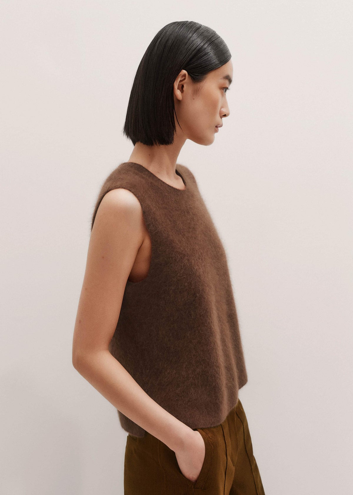 ME+EM Brown Straight Sweater Vest