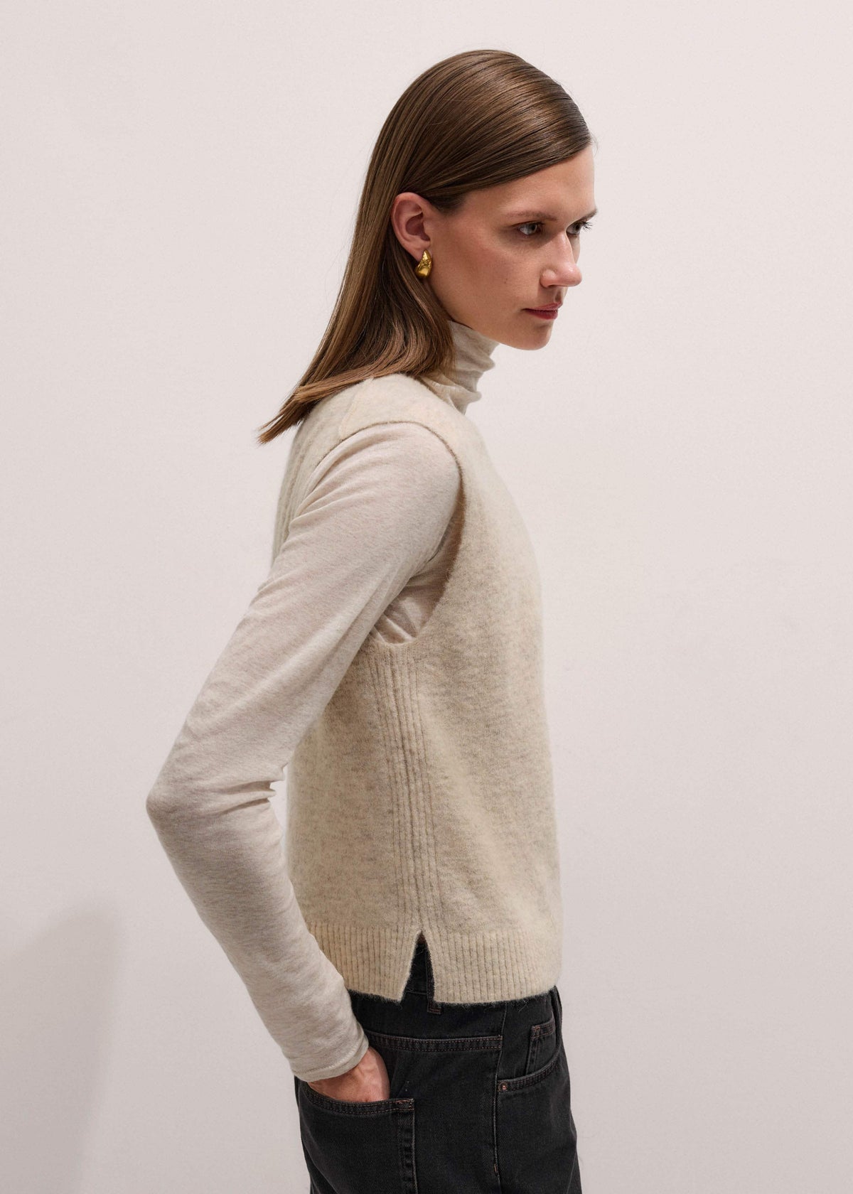 ME+EM Cream Alpaca Blend Straight Knit Vest