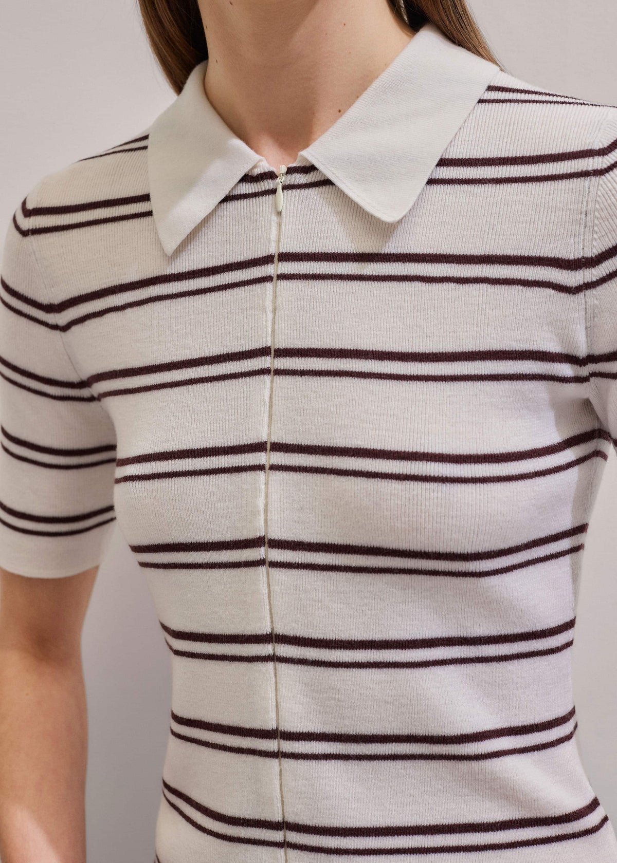 ME+EM Cream Two-Way Zip Stripe Slim Tee