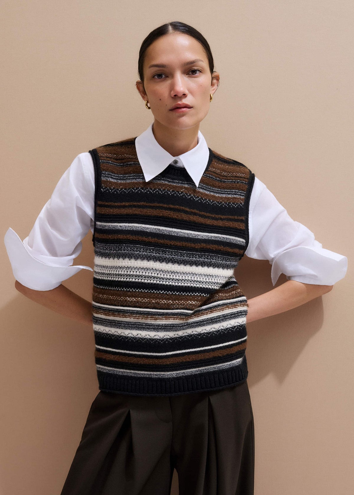ME+EM Black Textured Stitch Straight Sweater Vest + Snood
