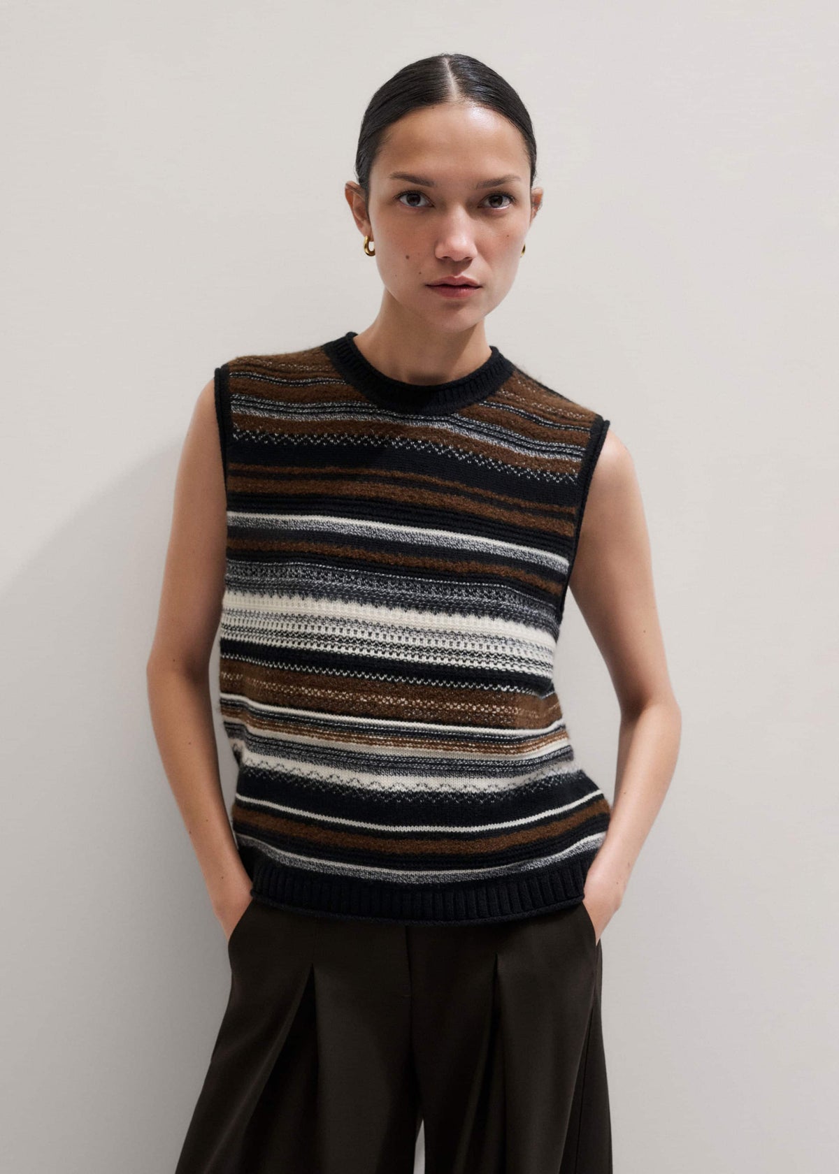 ME+EM Black Textured Stitch Straight Sweater Vest + Snood