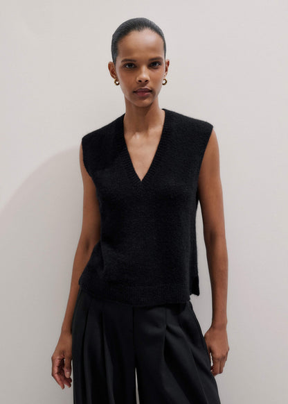 ME+EM Black V-Neck Straight Knit Vest