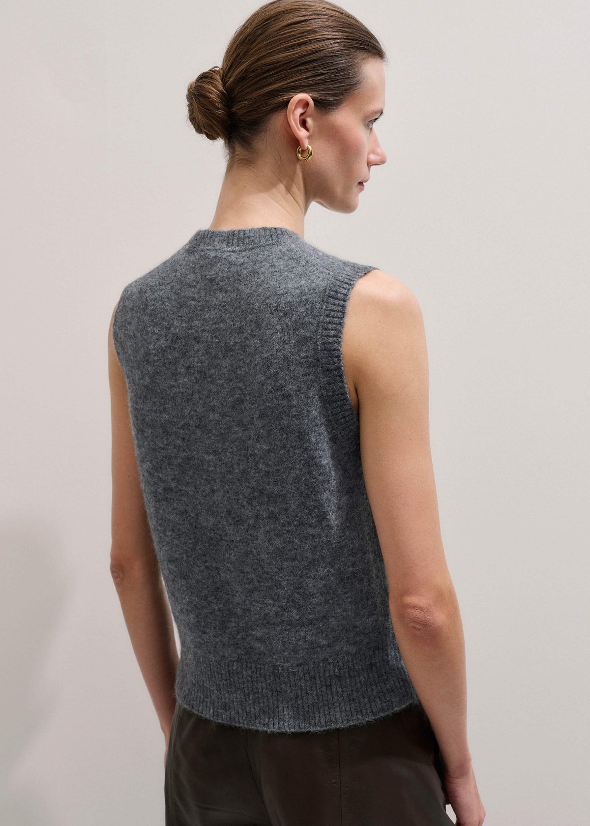 ME+EM Grey Henley Straight Knit Vest