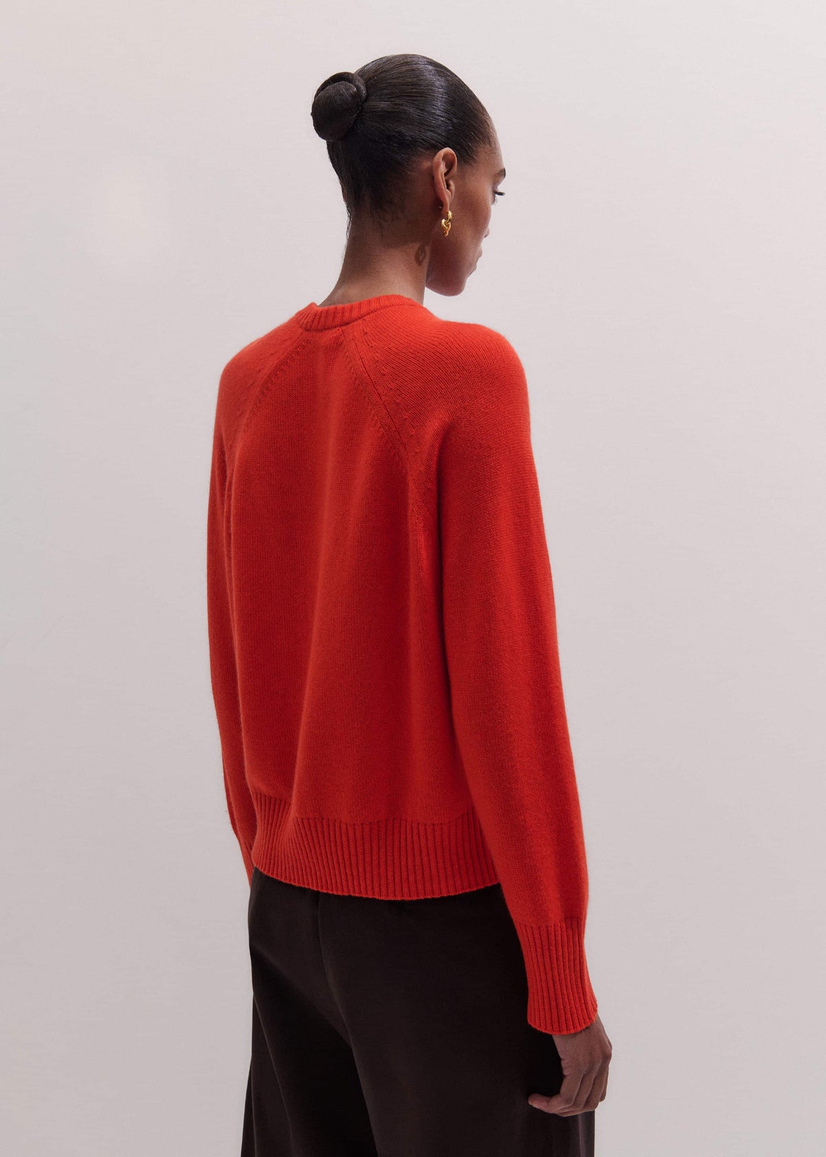 ME+EM Red Cashmere Curved Hem Raglan Sweater + Snood