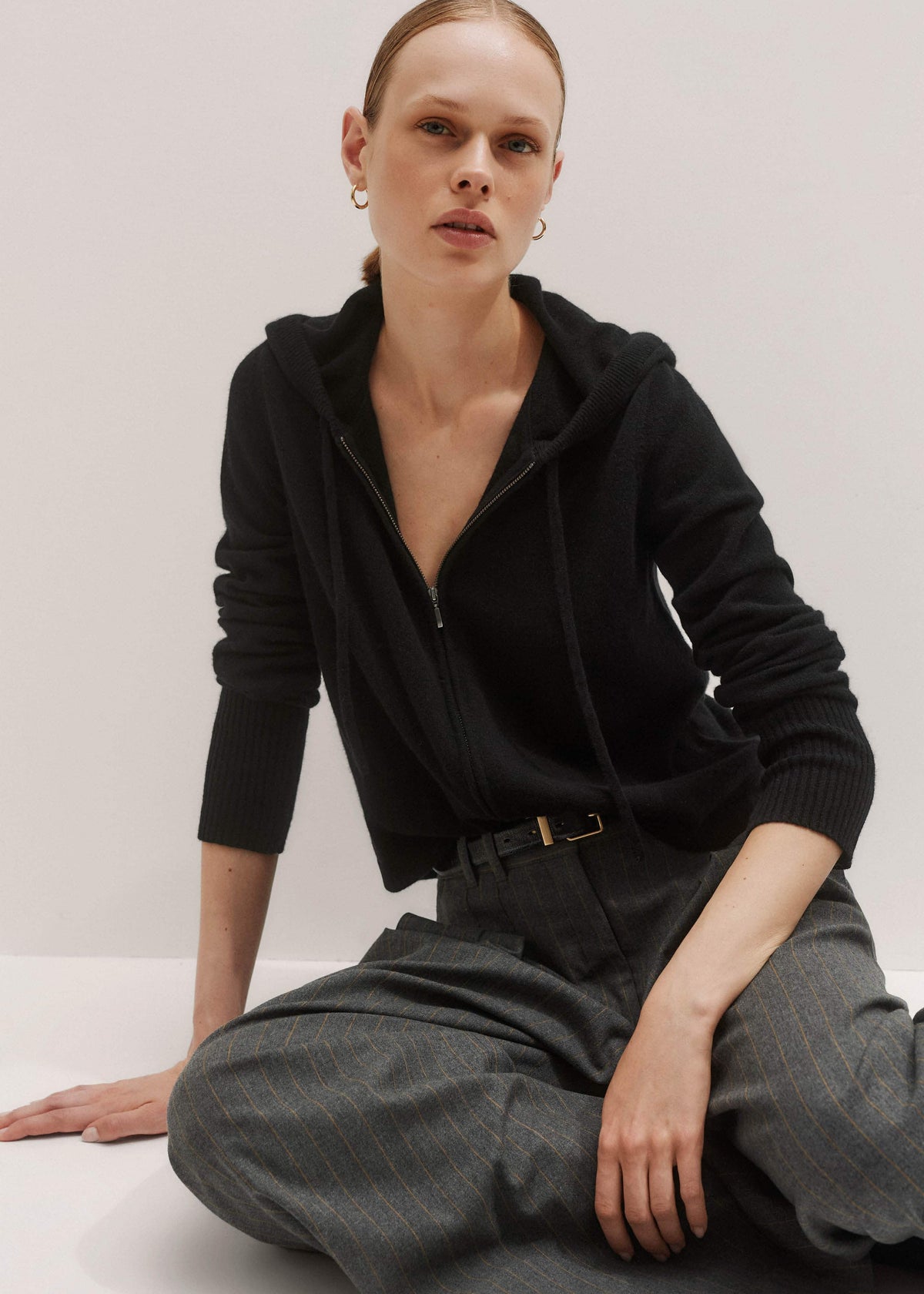 ME+EM Black Cashmere Relaxed Fit Box Zip Hoodie