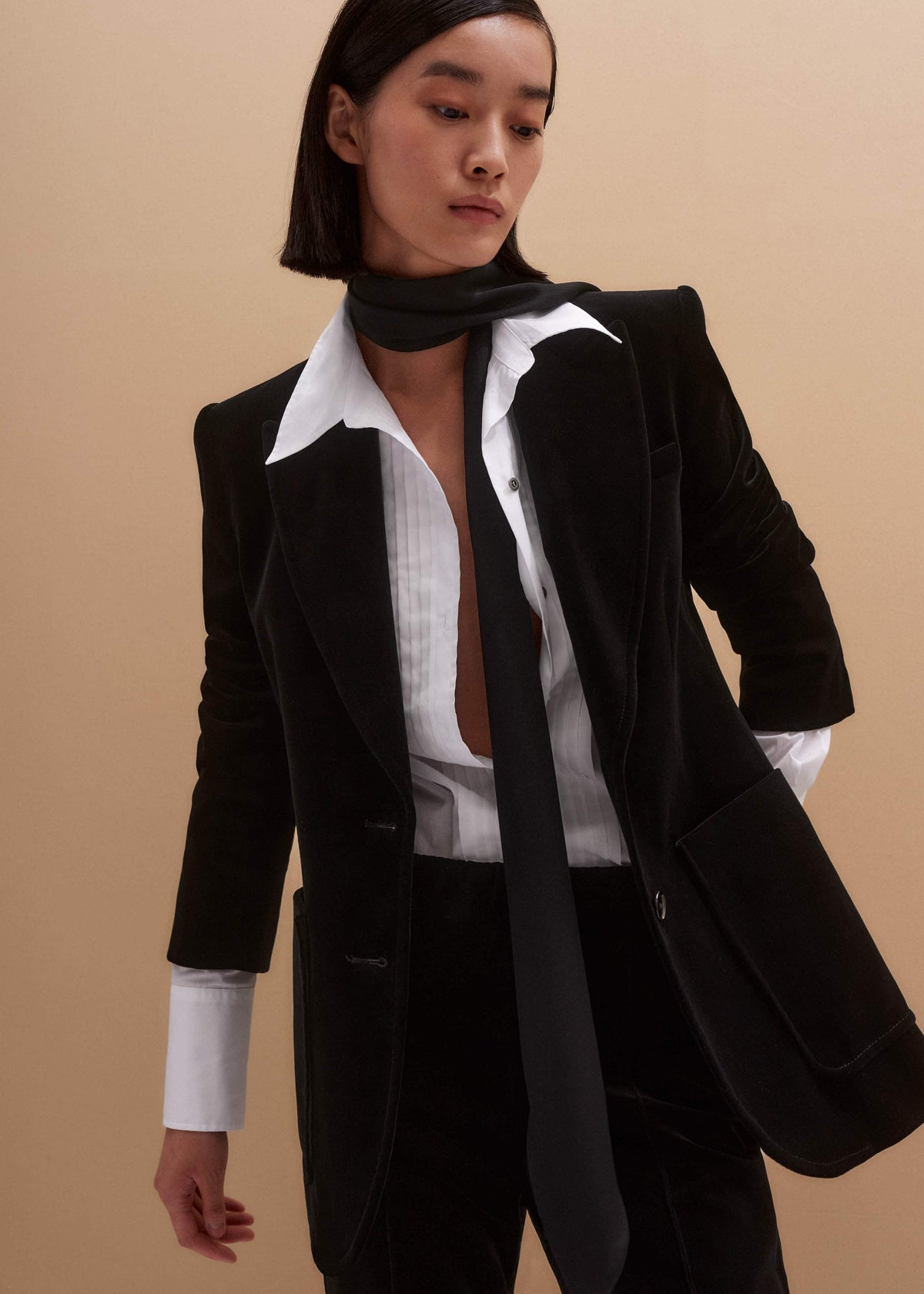 ME+EM Black Stretch Velvet Sharp Shoulder Blazer