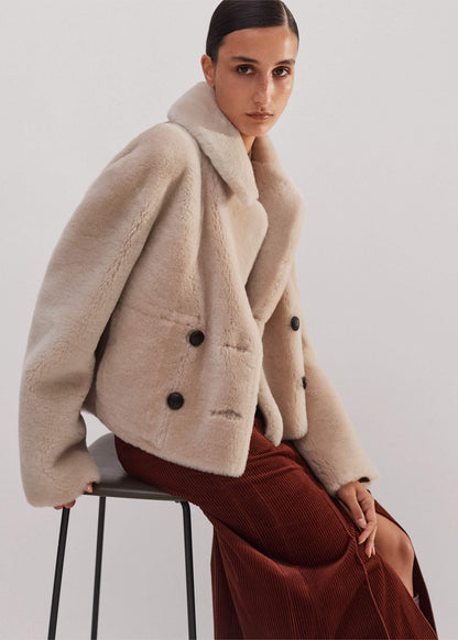 ME+EM Cream Luxe Short Shearling Coat | Shearling Coats