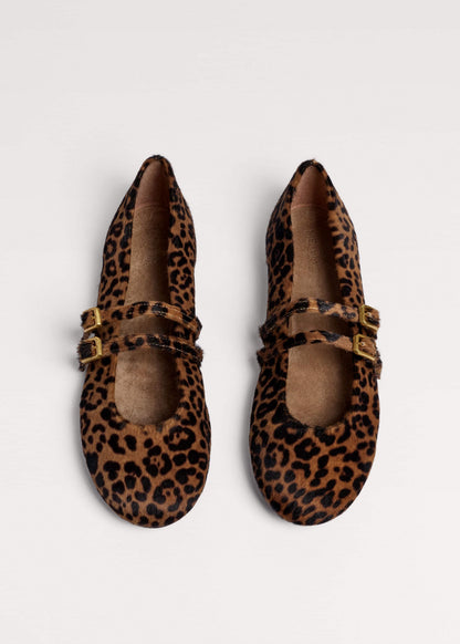 ME+EM Dark Brown Leopard Ballet Flat