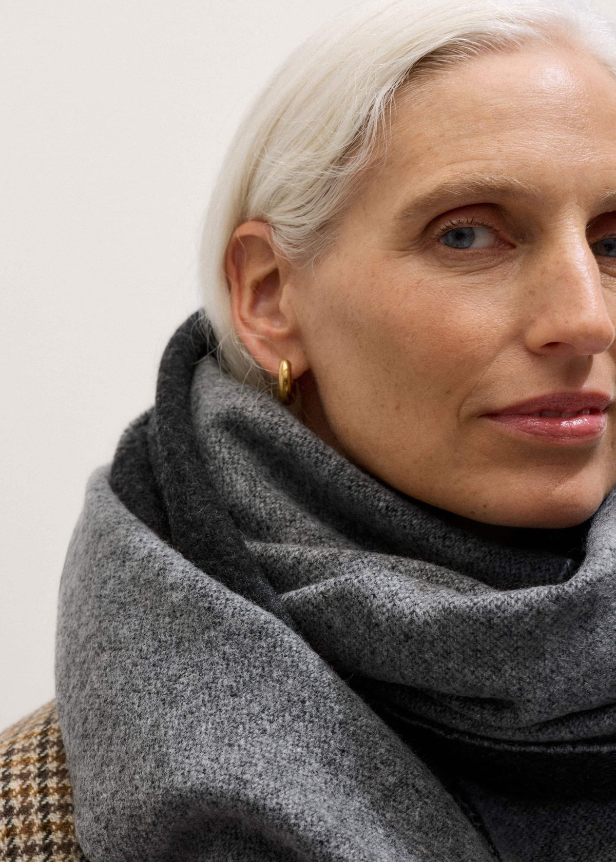 ME+EM Gray Cashmere Blend Travel Scarf